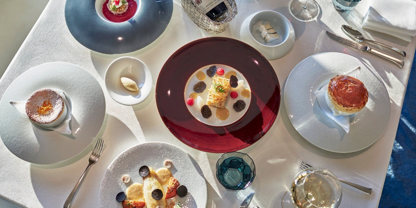 シグネチャー（SIGNATURE）