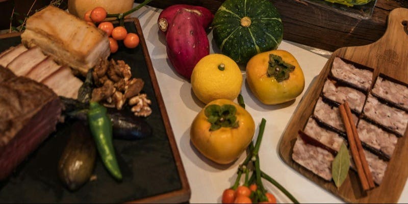 値下げしました!　グローブトロッター・マンダリンオリエンタルホテル東京コラボ 東京ステーションホテルとグローブ・トロッターがコラボしたスペシャル