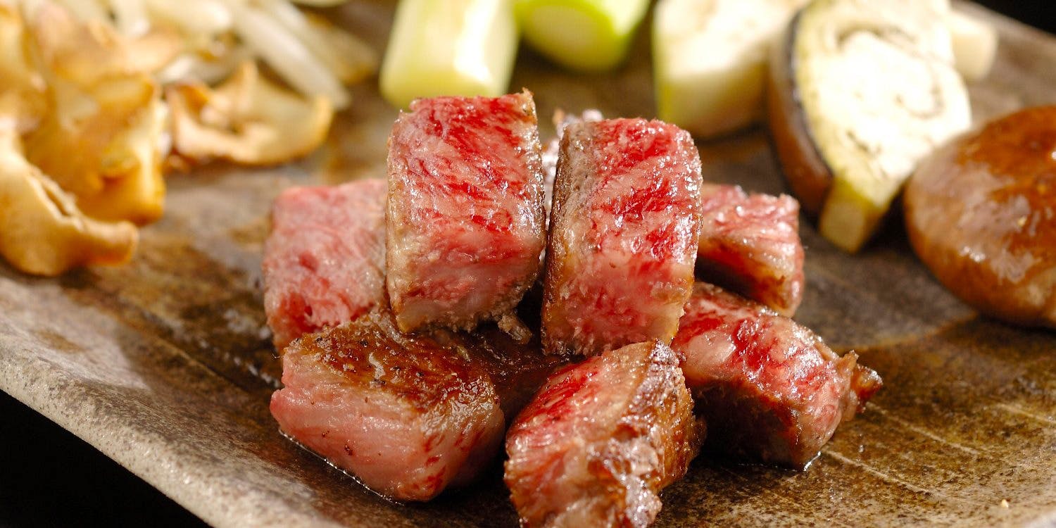 青山牛彩（あおやまぎゅうさい）