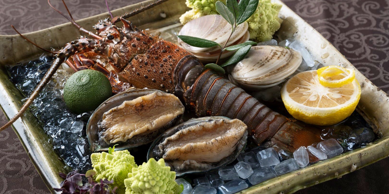 青山牛彩（あおやまぎゅうさい）