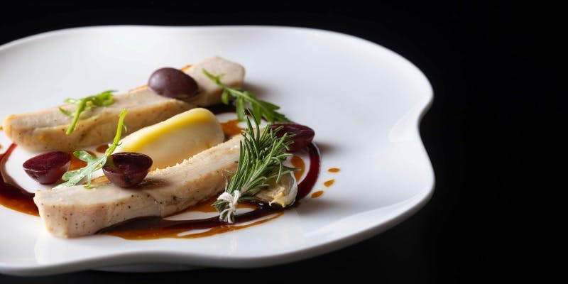 【MenuA】前菜2品・メイン2品・デザート1品が自由に選べる贅沢フルコース全5品