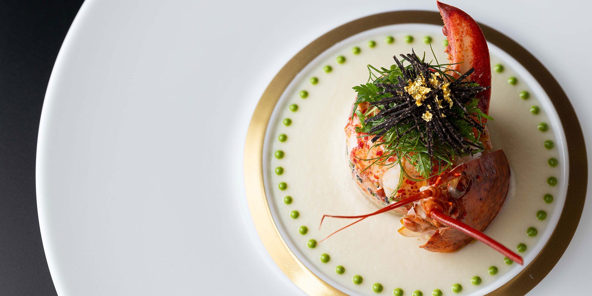 ジョエル・ロビュション フランス料理 La Noix de Saint-Jacques en turban de spaghetti, émulsion