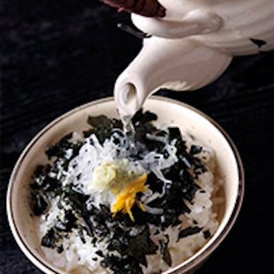 日本五大銘飯「忠七めし」と地元有機野菜を使った会席料理