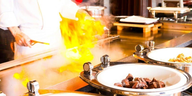 鉄板焼きランチブッフェ ※土日祝限定＋90分制