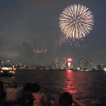 ザ クルーズクラブ東京 12 30限定 お台場花火 フリードリンク付きフレンチフルコースを楽しむ小晦日のロングディナークルーズ ディナー プラン メニュー 一休 Comレストラン
