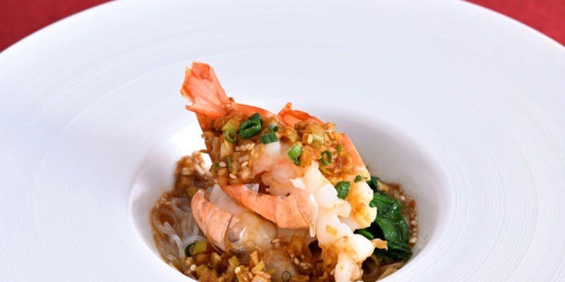 【龍鳳コース】旬の食材と鴻臚自慢のフカヒレスープが堪能できるコース＋選べる1ドリンク付