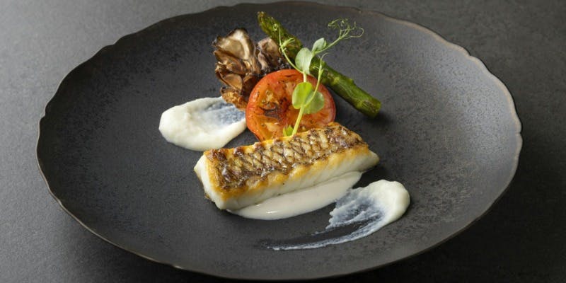 ～ プレジール～　　メイン料理は、魚料理・肉料理からお選びください。