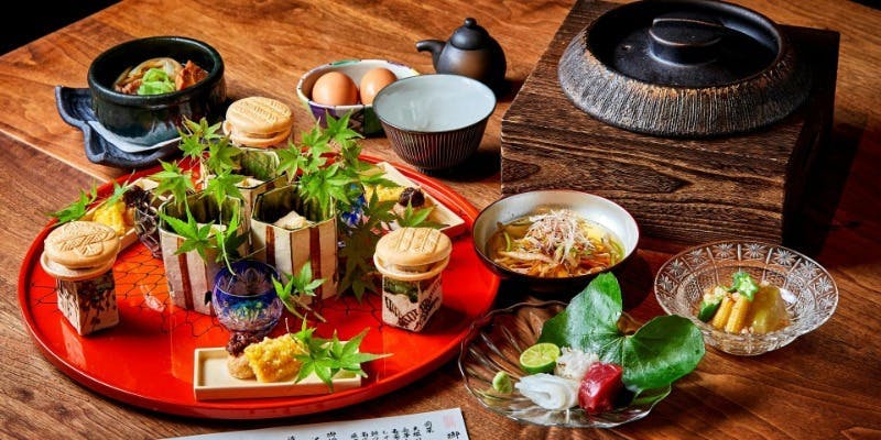 【ランチ会席】前菜、椀物、食事、デザートなど全6品（半個室確約）＋1ドリンク