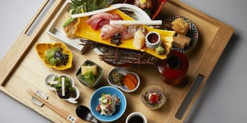 【彩り膳】旬の食材を使った会席プレート - 日本料理 雲海／ANAインターコンチネンタルホテル東京