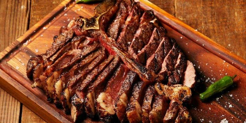 ザ・ステーキハウス／ANAインターコンチネンタルホテル東京 大きなお肉をシェアして楽しむ！【Tボーンステーキシェアコース】＋ワインペアリング3 ...