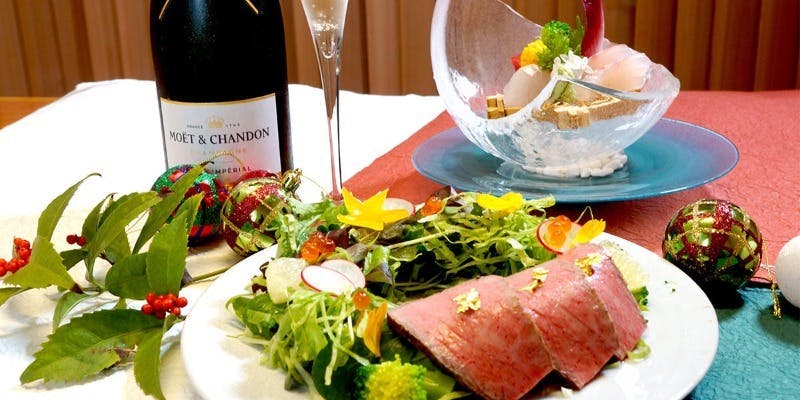 【Xmas2025】聖夜を彩る贅沢な饗宴  和牛ローストビーフ・鮑・フォアグラが織りなす極上和懐石クリスマス