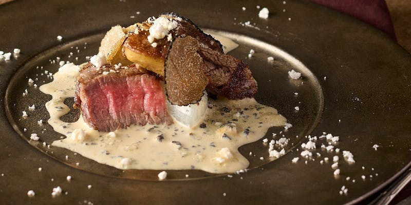 シェフの料理と合わせたワインペアリングコース　