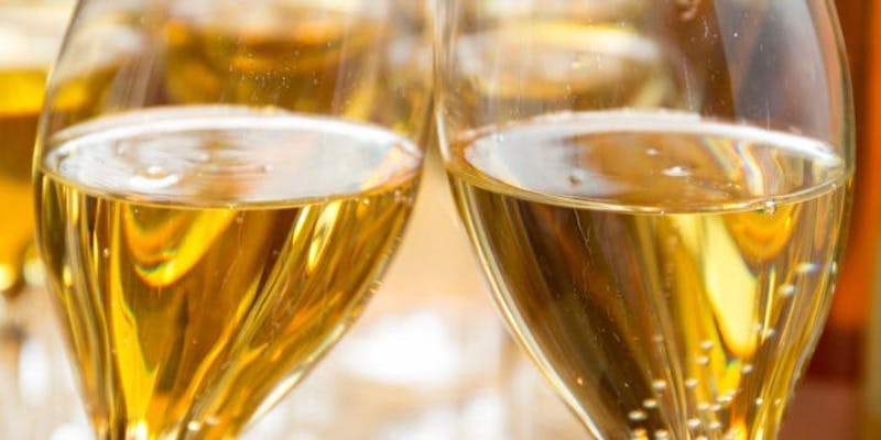 【12月限定ランチ記念日Yurari】お造りや厳選和牛炭火焼等7皿＋グラスシャンパン＋アニバーサリープレート