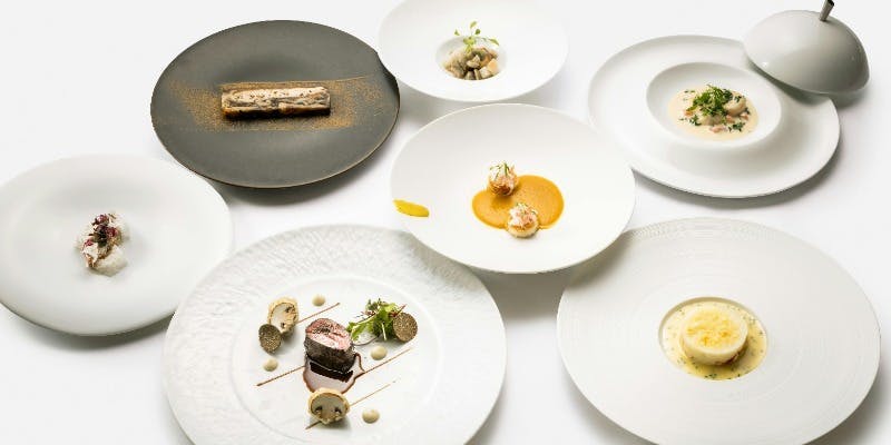 【ラ・スイート】地産地消×フレンチ　プレミアムディナー全9品＋乾杯ドリンク