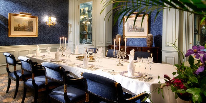 記念日におすすめのレストラン・フランス料理「アジュール」／ヨコハマ グランド インターコンチネンタル ホテルの写真1