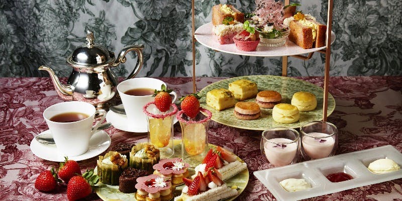 【ストロベリー アフタヌーンティー】＋窓側席確約！（平日限定）