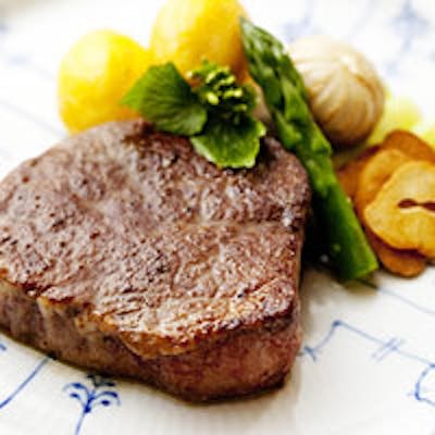 料理長自慢の「四季」にこだわった逸品の数々