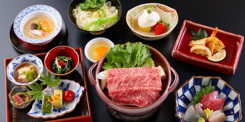 【クリスマス限定プラン】黒毛和牛すき焼きとふぐ会席＋スパークリングワイン