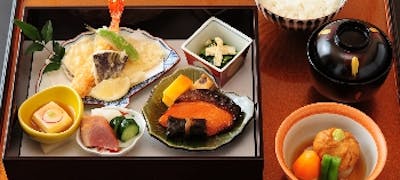 東京駅 八重洲地下街周辺ランチ21 おすすめ 絶品お昼ごはん26選 一休 Comレストラン 東京駅 八重洲地下街周辺ランチ21 おすすめ 絶品お昼ごはん26選 一休 Comレストラン