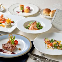 クチコミ グリル ダイニング マンハッタンテーブル グリルアンドダイニング マンハッタンテーブル 新宿ワシントンホテル 本館 洋風創作料理