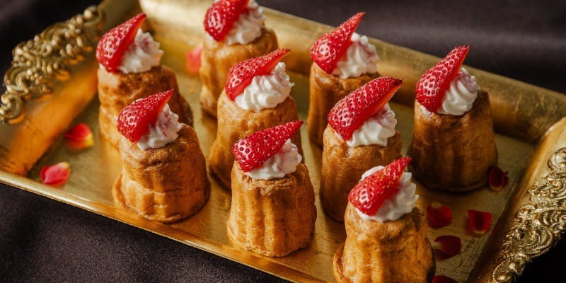 XEX TOKYO 【いちご×チョコレートブッフェ】名物生絞り