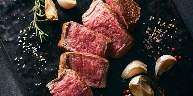 極上黒毛和牛A5ランクと鮑の付いたプレミアムランチコース　