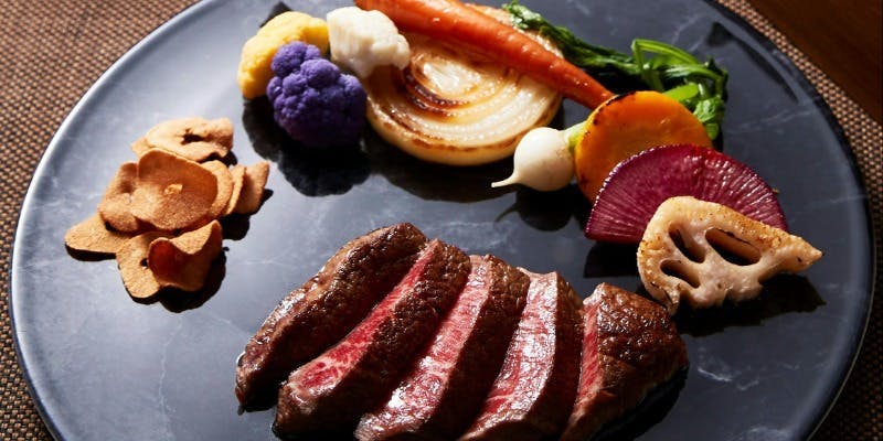 彩　 IRODORI　【特撰黒毛和牛と海の幸の鉄板焼コース】