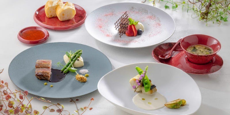 【シエル】前菜・お魚料理・お肉料理など全4品ランチコース＋＜窓席確約＞