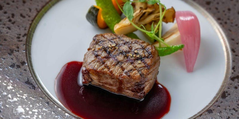 フォンテーヌ～全8品～シェフお勧めのランチコース（土日祝）