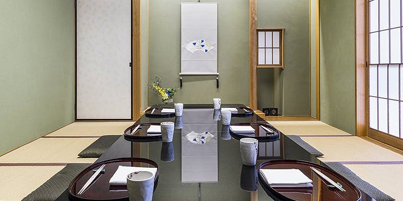 業務用 高級寿司屋仕様 陶器製 花瓶 彫刻 木箱付き 飲食店開業・和食店向け 冷感桜 天開グラス ぺアセット 箱入 | 丸モ高木陶器