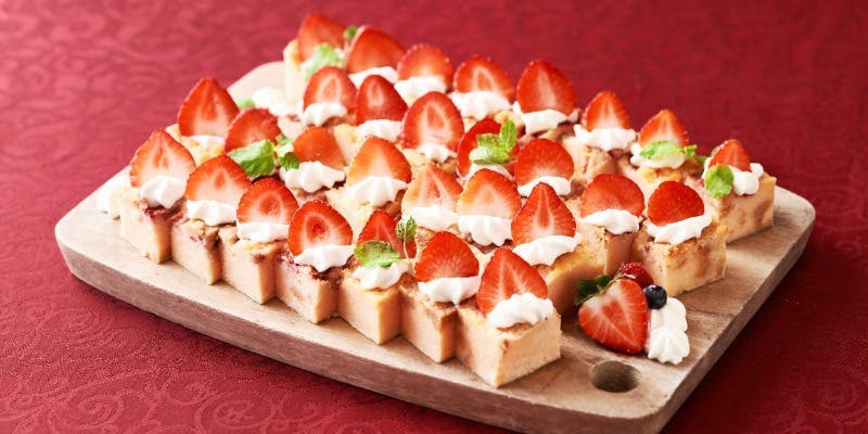 ⑱　いちごパフェ☆ 毎年人気のいちごパフェに仲間が新登場☆春の『苺～Strawberry
