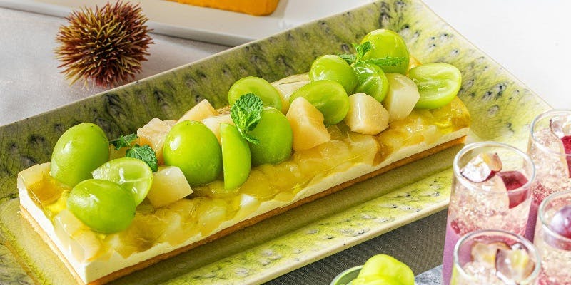 XEX WEST 【シャインマスカット食べ放題】豪華デザートや旬の