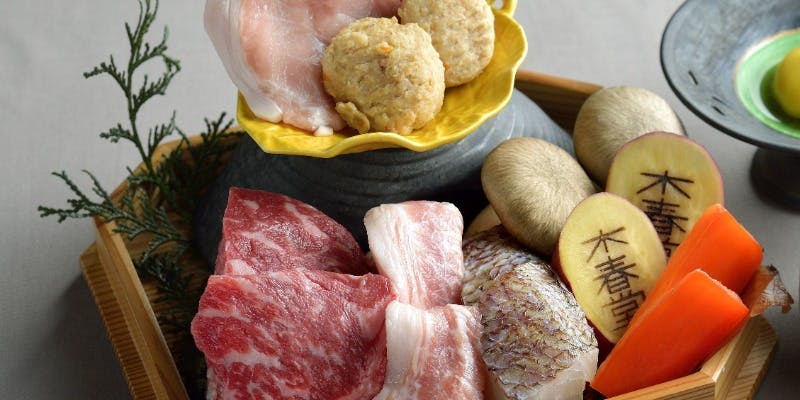 【富士】二種の魚介と国産豚を堪能する　新緑の頃の石焼料理