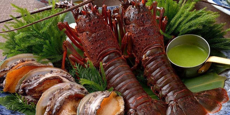 【冬衣】伊勢海老・鮑に黒毛和牛　季節の味覚を堪能できる石焼料理