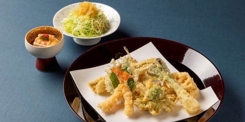 【天ぷらランチ×カウンター席でご堪能】（梅コース）