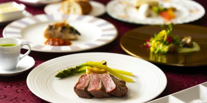 シンフォニー東京湾クルーズ 【窓側確約】プレミアム特選牛＋