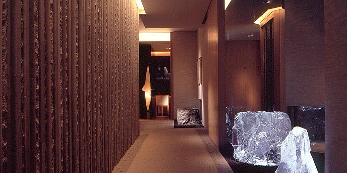 記念日におすすめのレストラン・分とく山の写真1