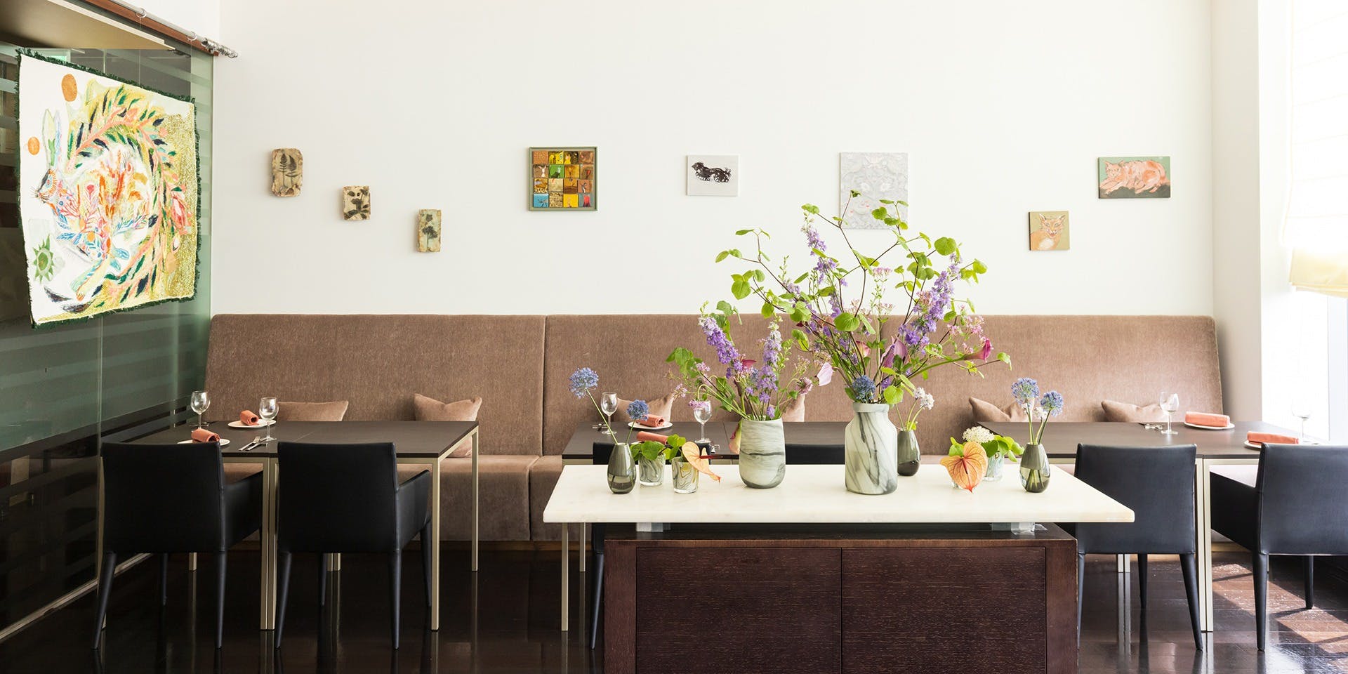 アートカラーズダイニング（ART colours Dining【旧店名】アート ラウンジ） 2枚目