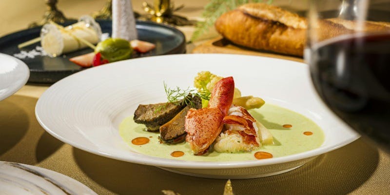 【プレミアム ニューイヤーディナー2026】Wメイン 全8品（1/1～1/4）