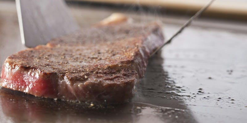 【クイックビジネスランチ】サーロイン100gまたはシーフードが選べる！ビジネスランチに最適なライトコース