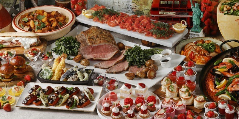 【平日ディナー】ワールドグルメ＆いちごスイーツブッフェ（1/5～5/31・平日20時限定・90分プラン）