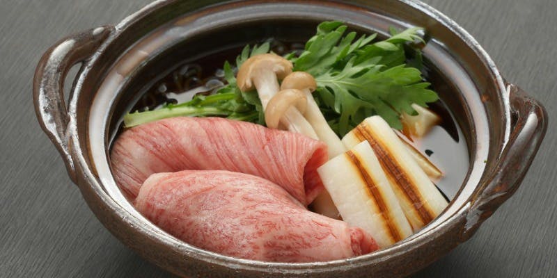 松阪牛のすき煮を堪能！四季彩八寸・造里二種・トリュフの茶碗蒸しなど