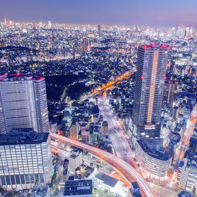 地上220mの天空の庭で絶景を見ながら和食“新懐石”を愉しむ