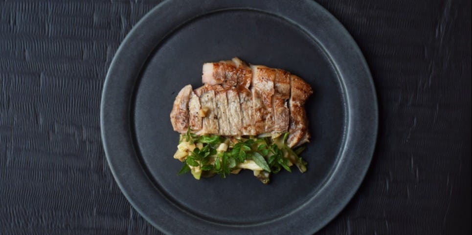 HIGASHI-YAMA Tokyo（ヒガシヤマ トウキョウ）