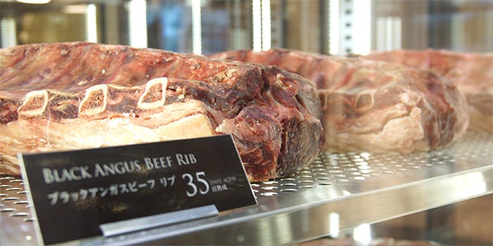 37 Steakhouse & Bar（サーティーセブンステーキハウスアンドバー）