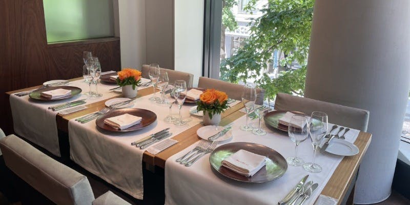 【個室確約】ご両家お顔合わせプラン＋乾杯スパークリング＋親御様への卓上花のプレゼント