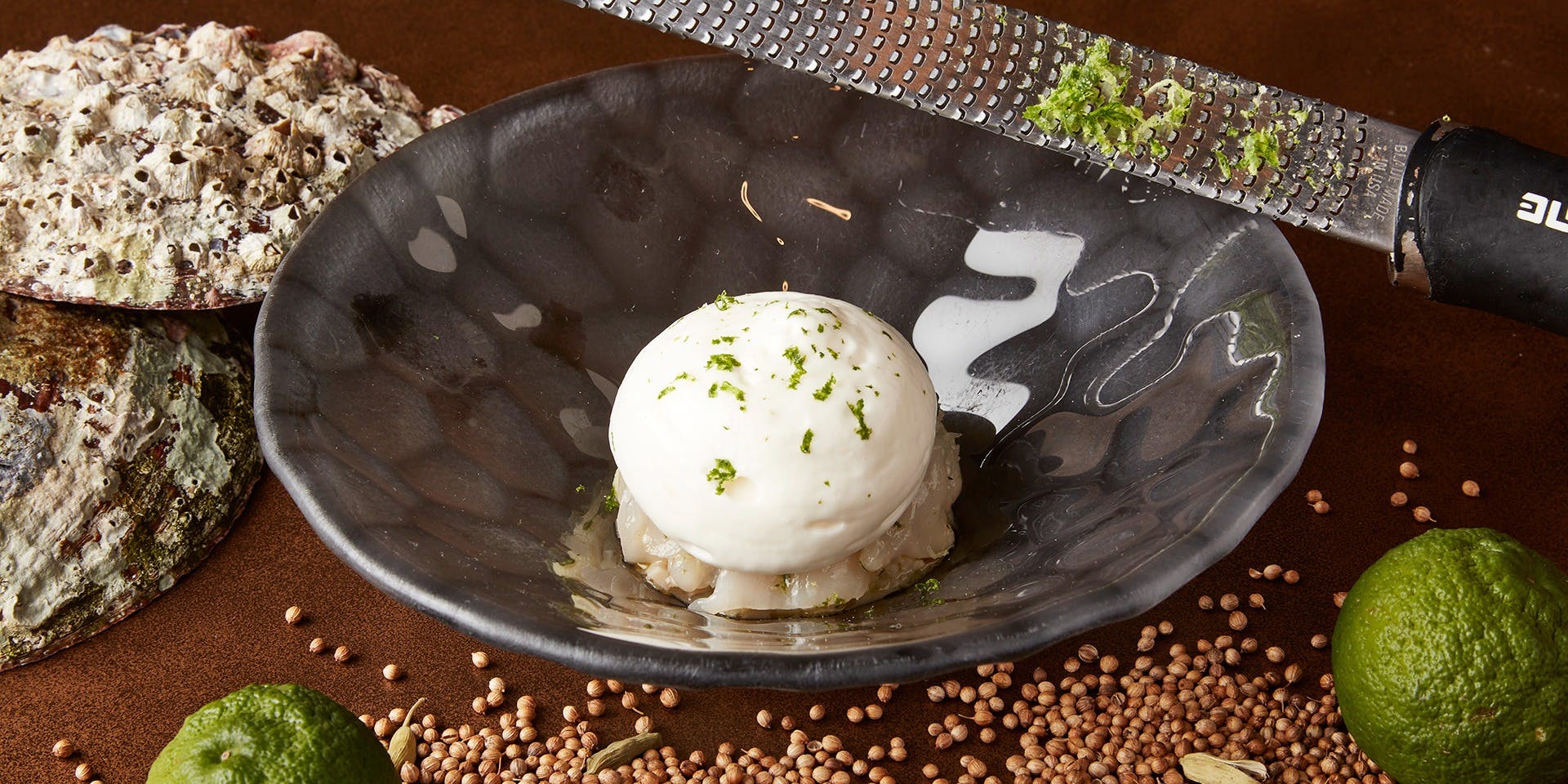 タワーズ（TOWERS）