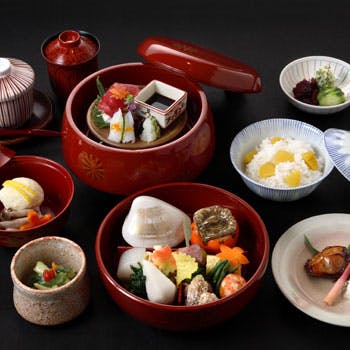 京都つる家 花陽 銀座松屋店 ひょうたん弁当 四季折々の厳選素材の旨みと伝統の技が織りなす美味の数々を ランチ プラン 11041770 メニュー 一休 Comレストラン