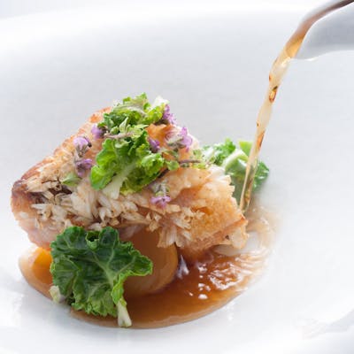 飯笹シェフの選び抜いた野菜、魚介、肉と技術のスペクタクル