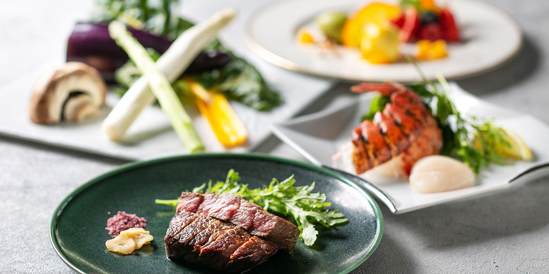 トップ オブ ヨコハマ 鉄板焼＆ダイニング（【旧店名】ステーキ＆シーフード・ボストン）